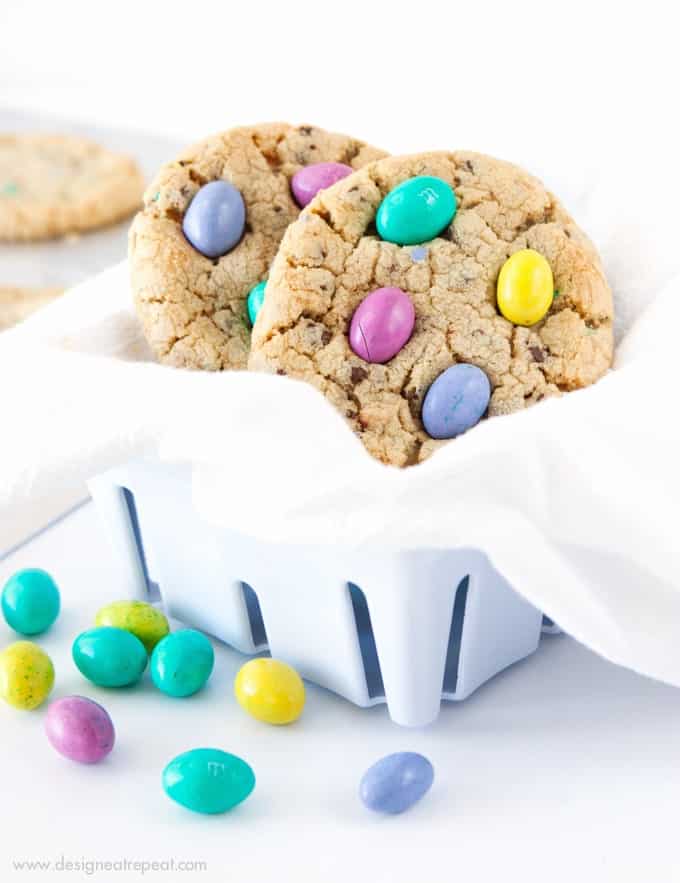 Chocolate Chip M&M Easter Egg Cookies!