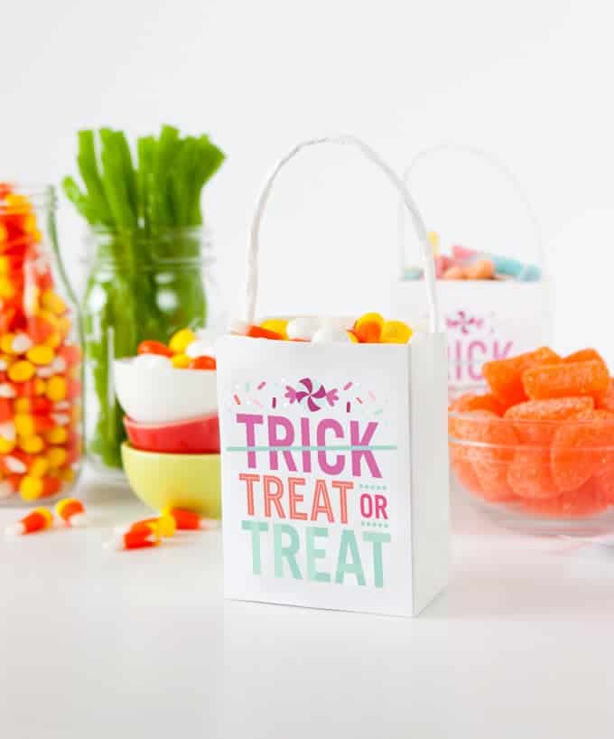 Download these "Treat or Treat" labels by Design Eat Repeat.jpg