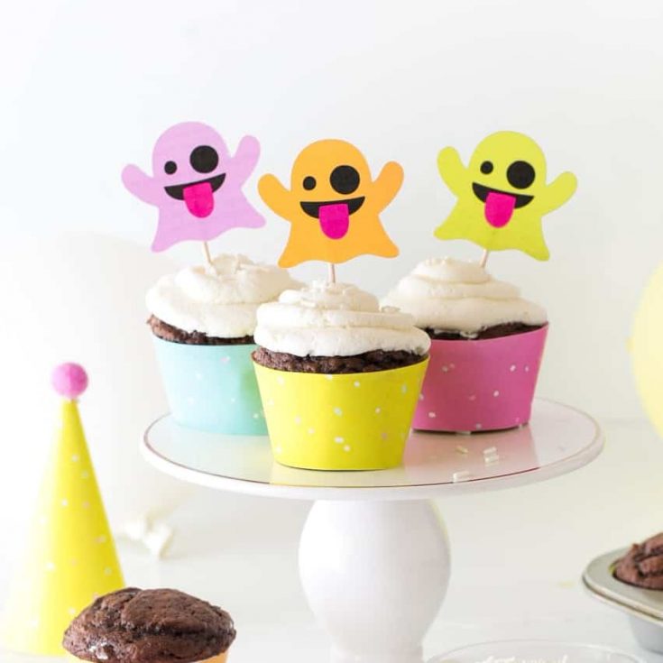 How To Make Emoji Ghost Halloween Cupcake Toppers