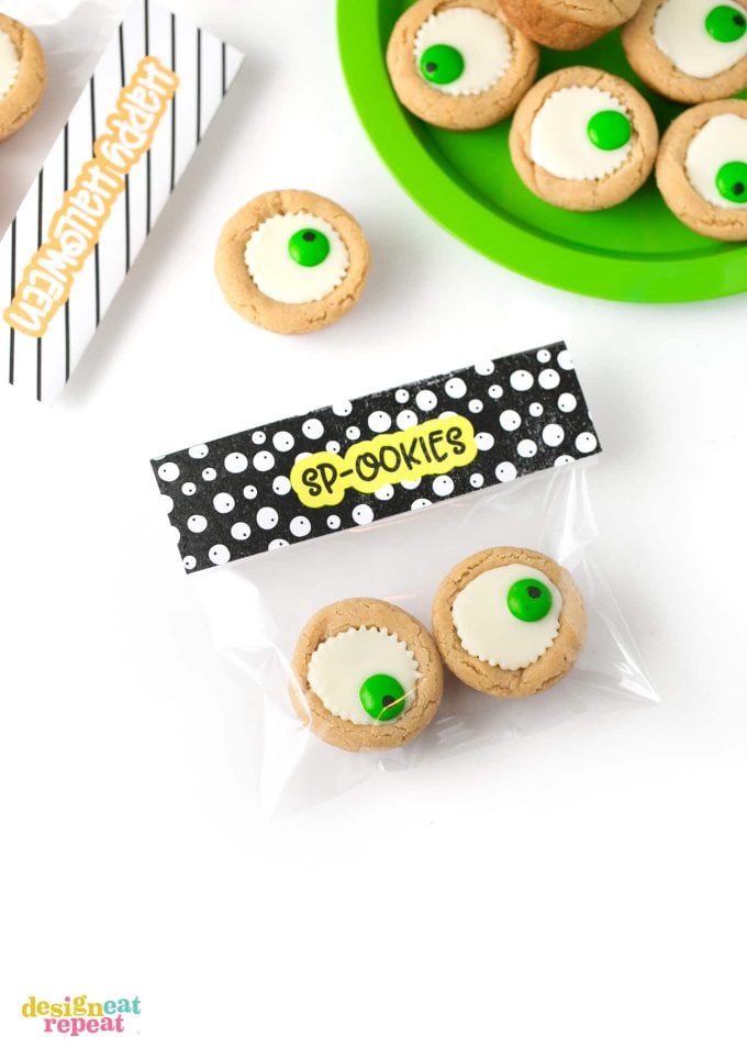 Reeses peanut butter cup cookies made into eyeballs into Sp-ookies treat bag.