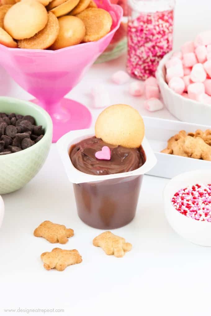 Learn how to make a DIY Pudding Cup Bar on Design Eat Repeat!