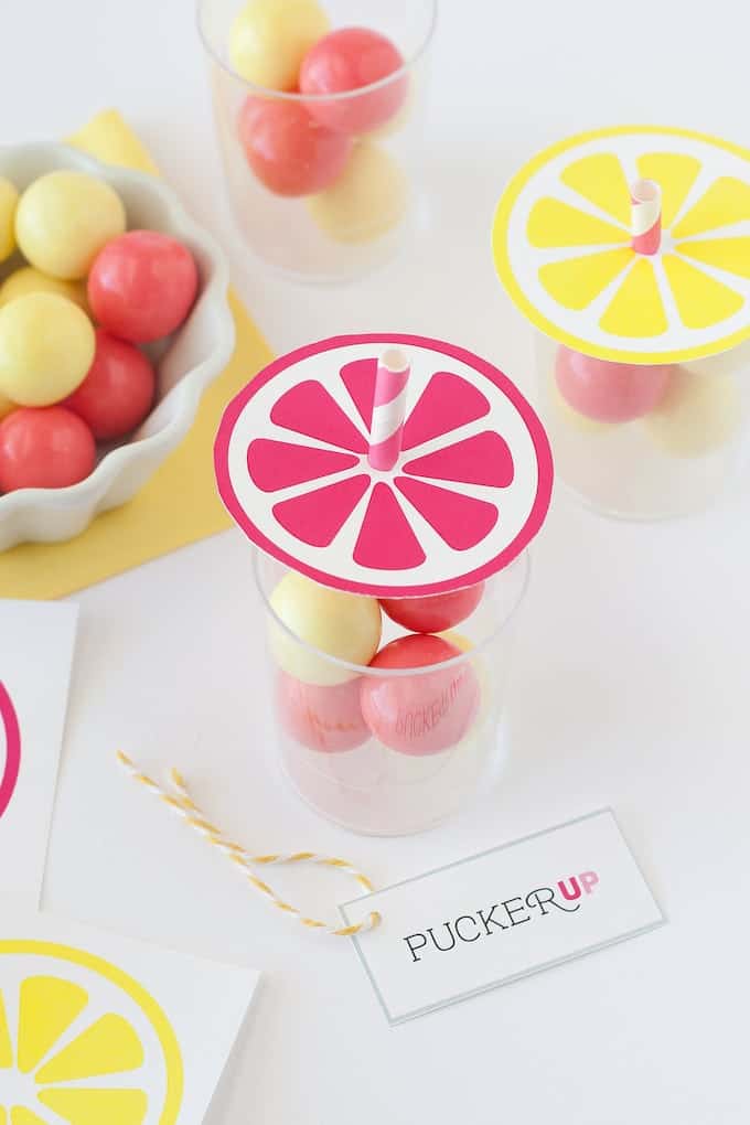 Lemonade Party Favors with pucker up printable tag